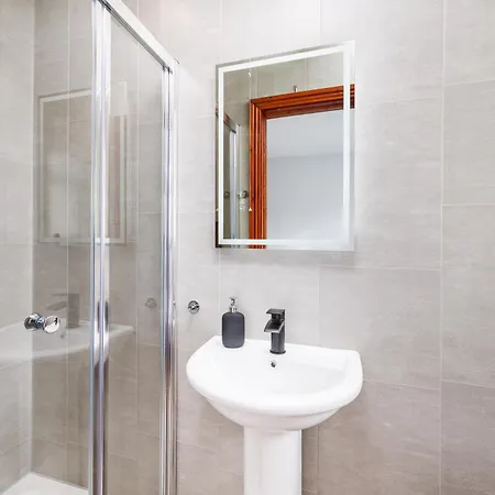 Dublin City Centre Modern 3 Bedroom House Exterior photo